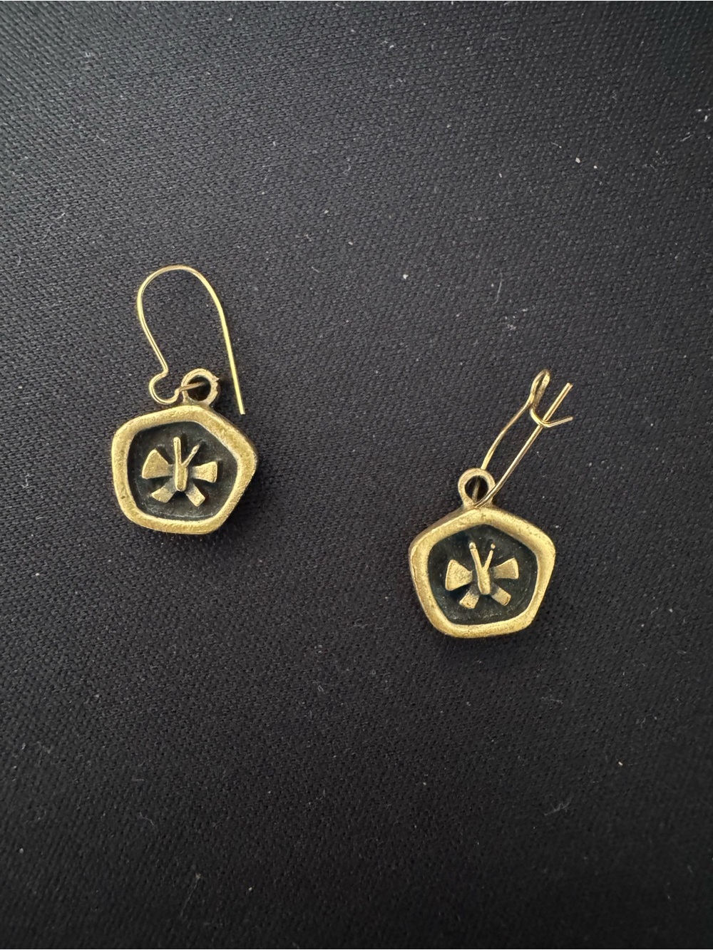 Vintage Donley Gold Tone Butterflies Floral Medallion Drop Earrings